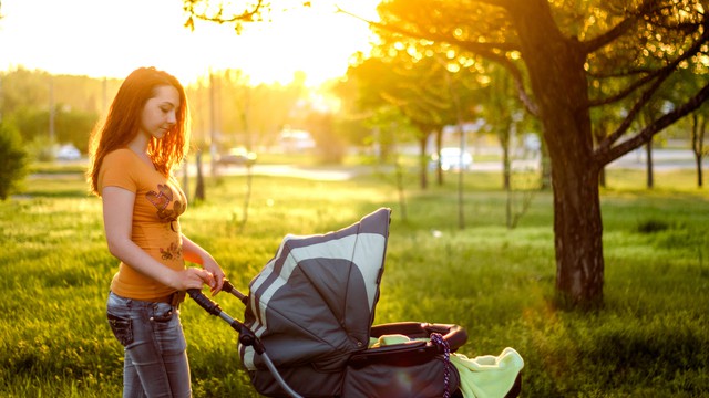 bescherm baby tegen zon